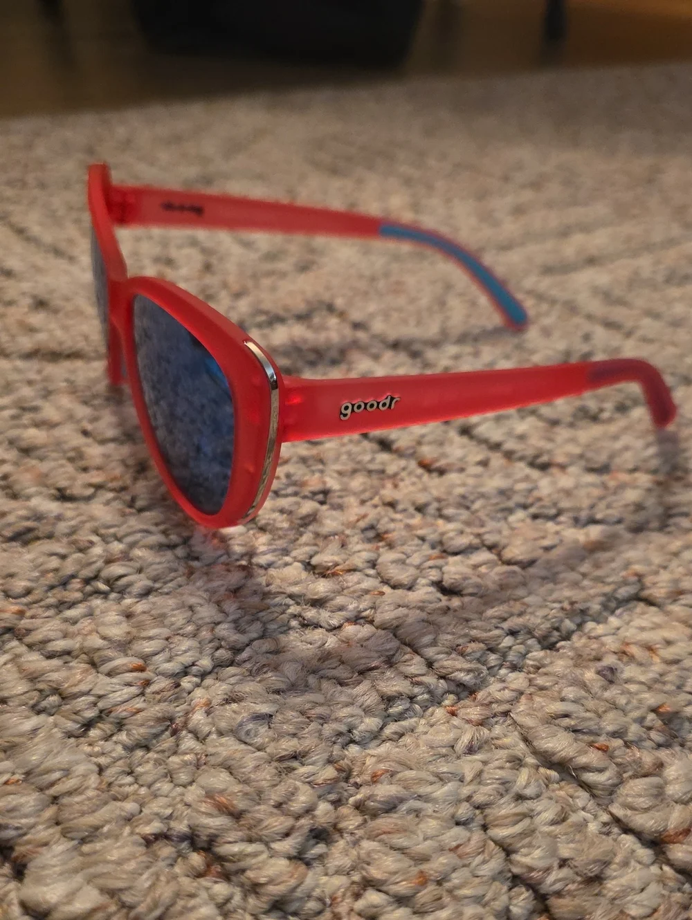 NIB Goodr Cateye Sunglasses Flamingo Couture